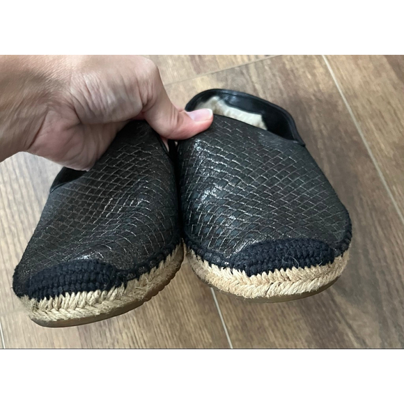 Ugg Sandrinne metallic basket espadrille slip on loafers size 7 - Picture 8 of 11